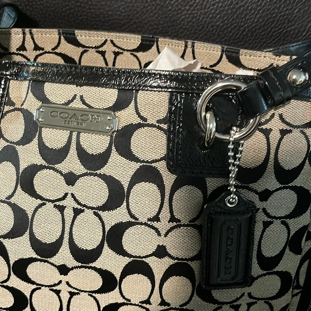 EUC Coach handbag - Picture 2 of 11